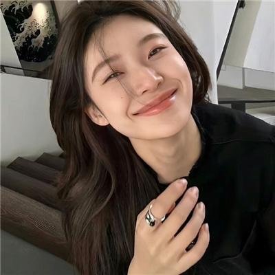 水瓶座女孩